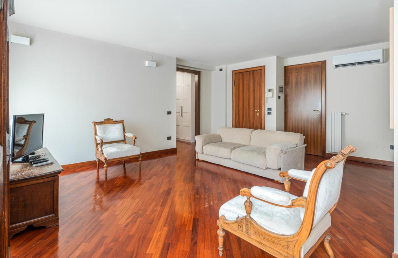 Cozy 2 Bedroom In The Heart Of Verona Kültér fotó